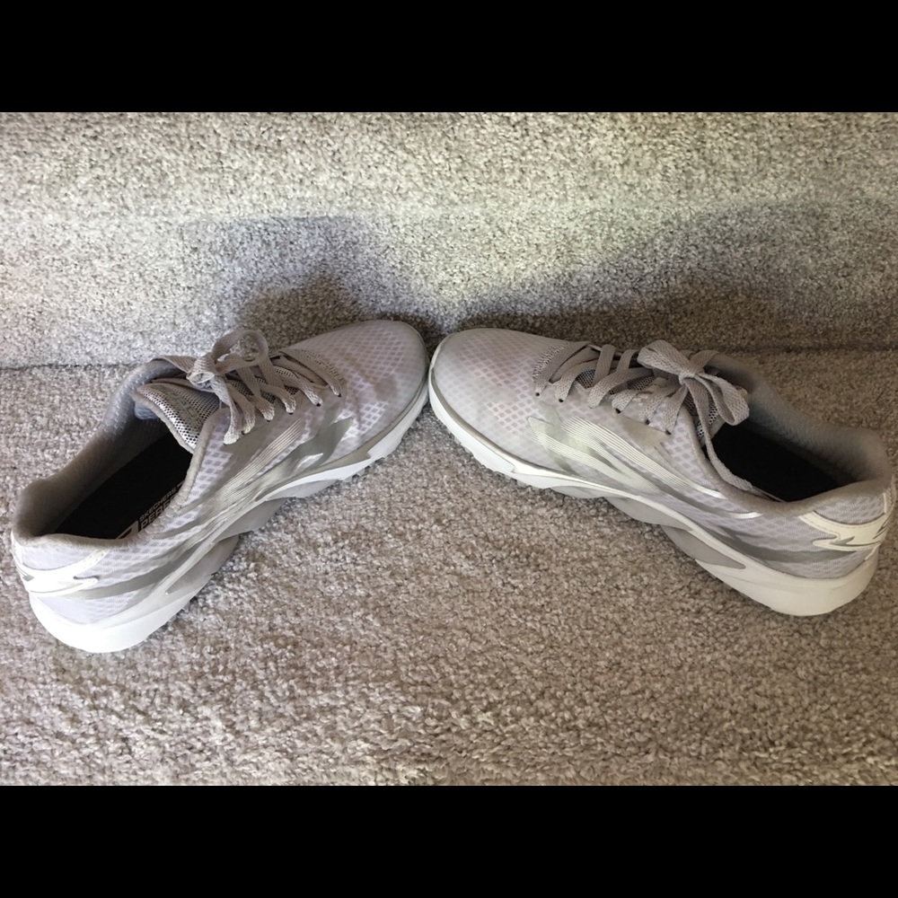 Sketchers golf shoes